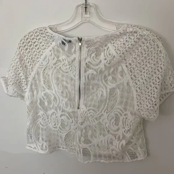 Lace Crop Top - Picture 2 of 2